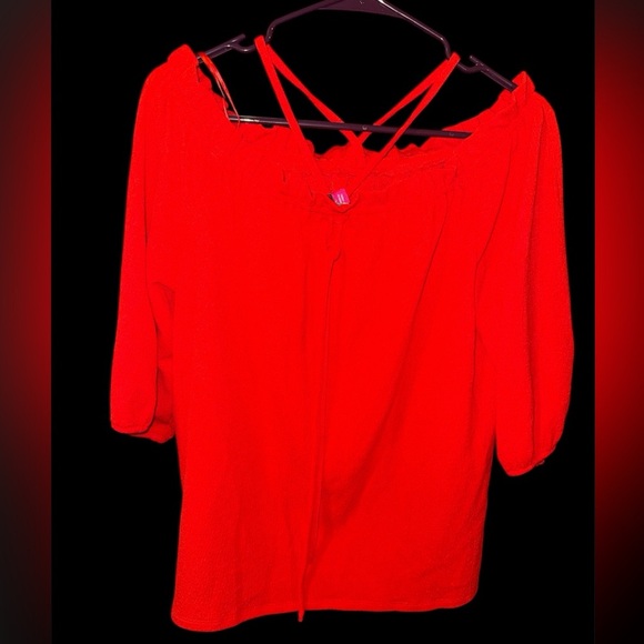 NWT Vince Camuto Off-Shoulder Red Top - Picture 3 of 6